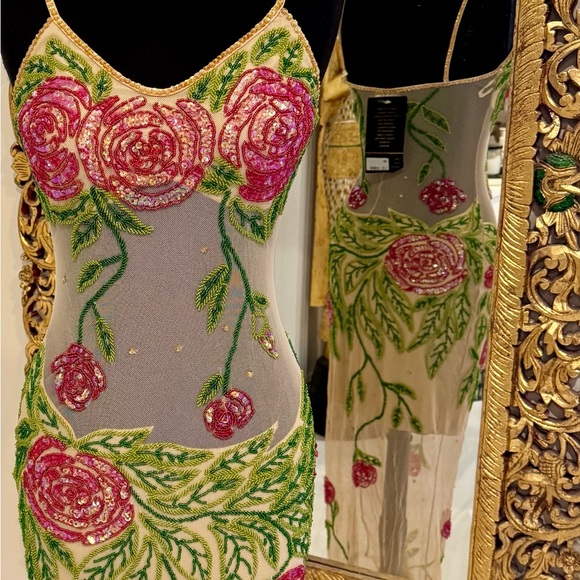 Attitudes by Debra Elegant Floral hand beaded dress - Picture 2 of 3